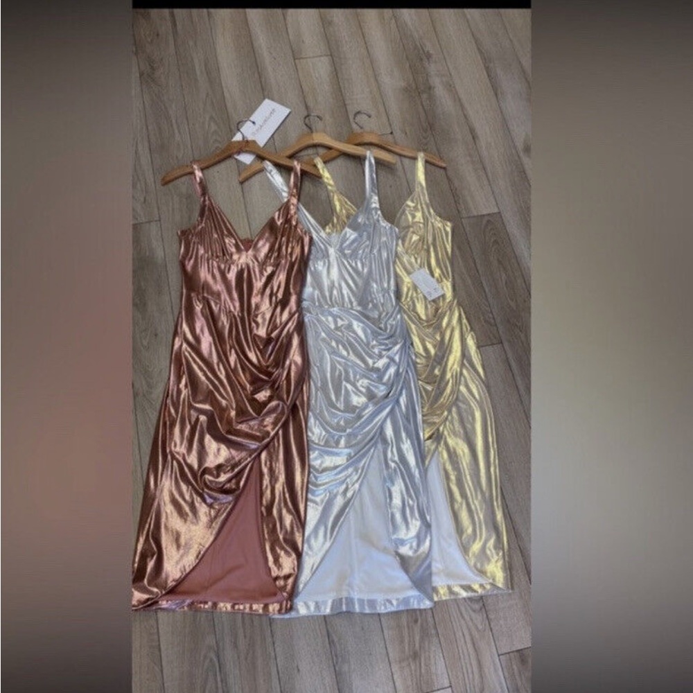 ROSEVELVET Metallic Dress Womens Sleeveless Open Lined NWT - Picture 4 of 4